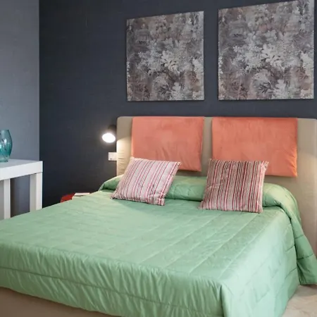 Апартаменты Garruba House 2 *